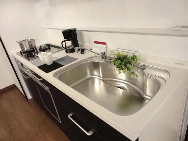 位置を変えずにシステムキッチンを取り替えたい