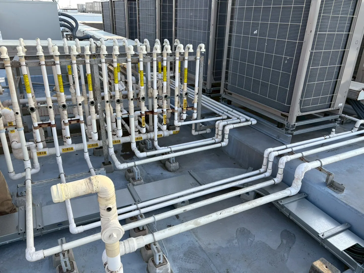 横浜市 リフォーム ガス管解体工事 屋上